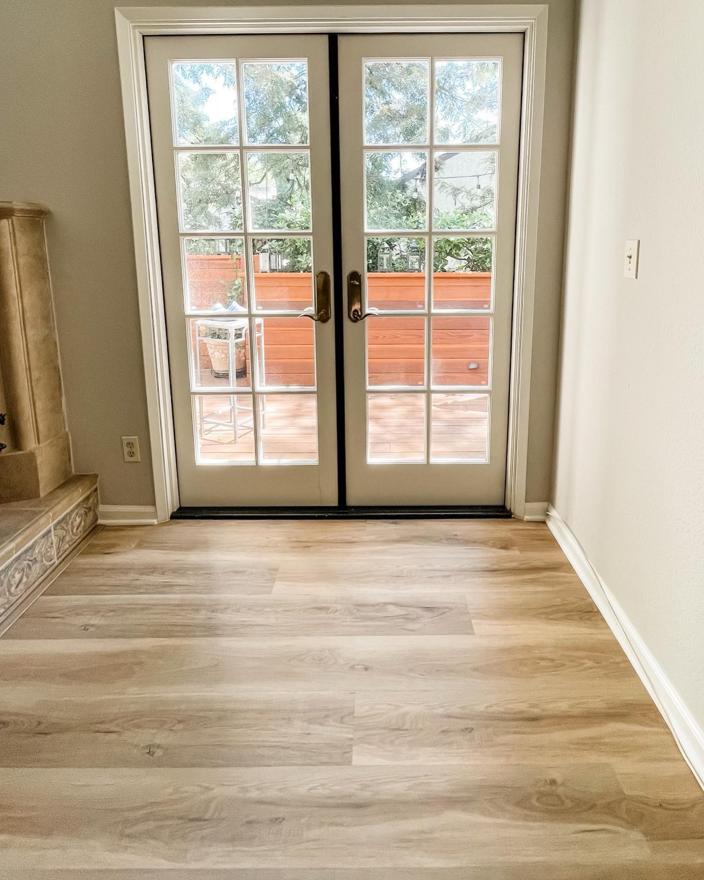 Vinyl Plank Flooring in Commerce, CA